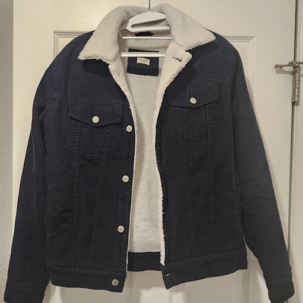 Brandy Melville Black Corduroy Jacket with Cream Sherpa